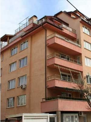 КВ. РЕДУТА УЛИЦА ПОПОВА ШАПКА 19